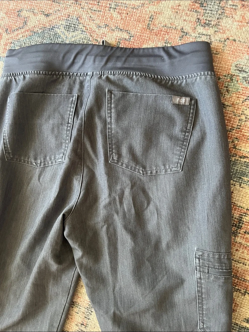 Figs Women’s Zamora Charcoal Drawstring Joggers Small